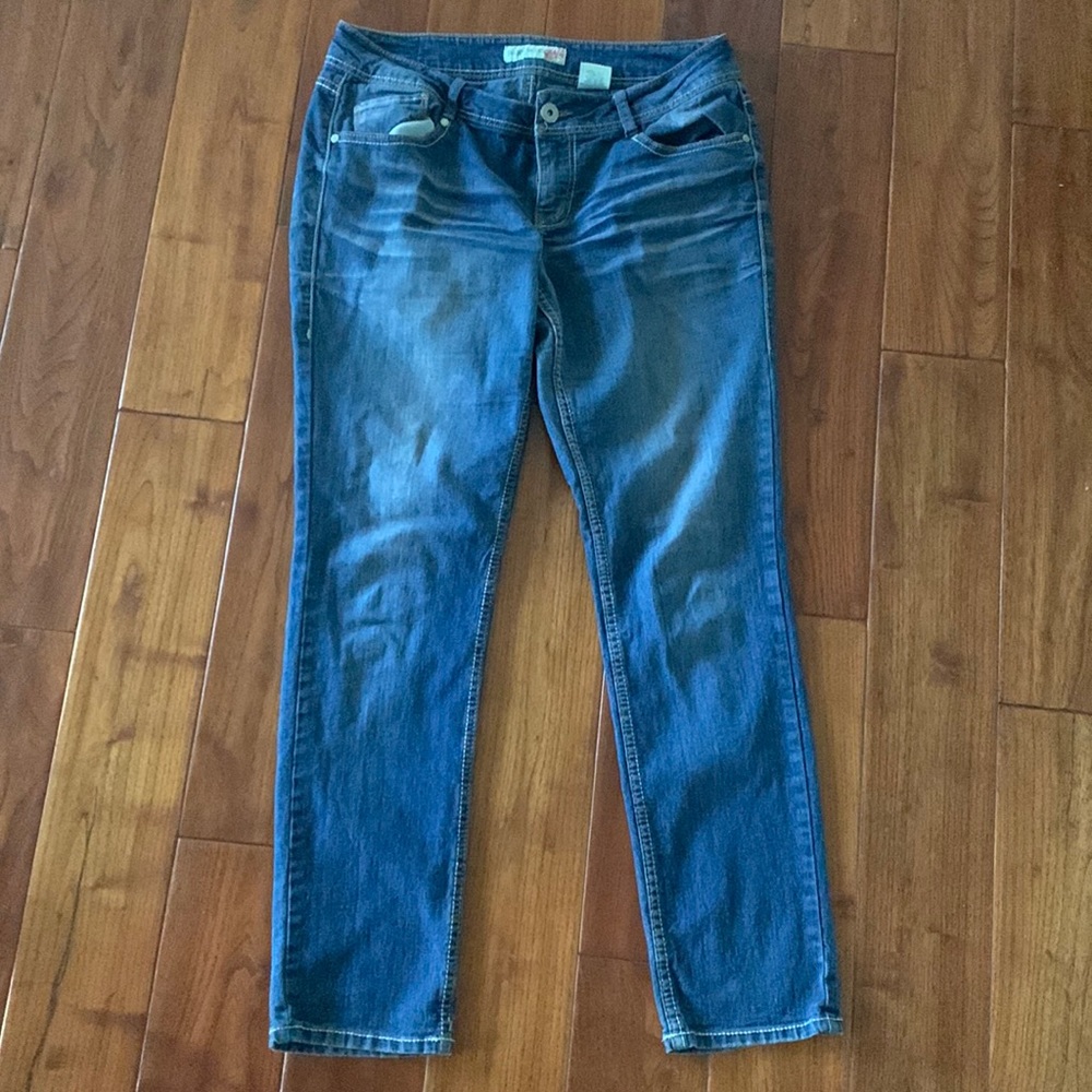 Paris Blues Low Rise straight leg Boyfriend Jeans size 13 embroidered pockets